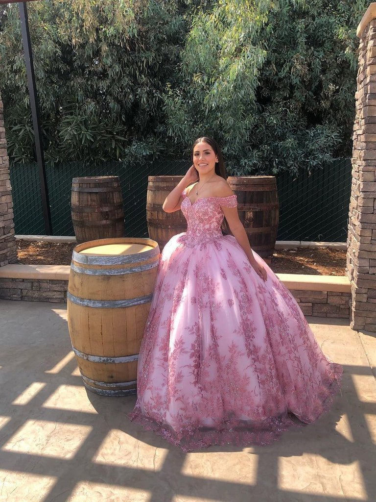 Off The Shoulder Neckline Sparkly Quinceanera Dresses With Appliques