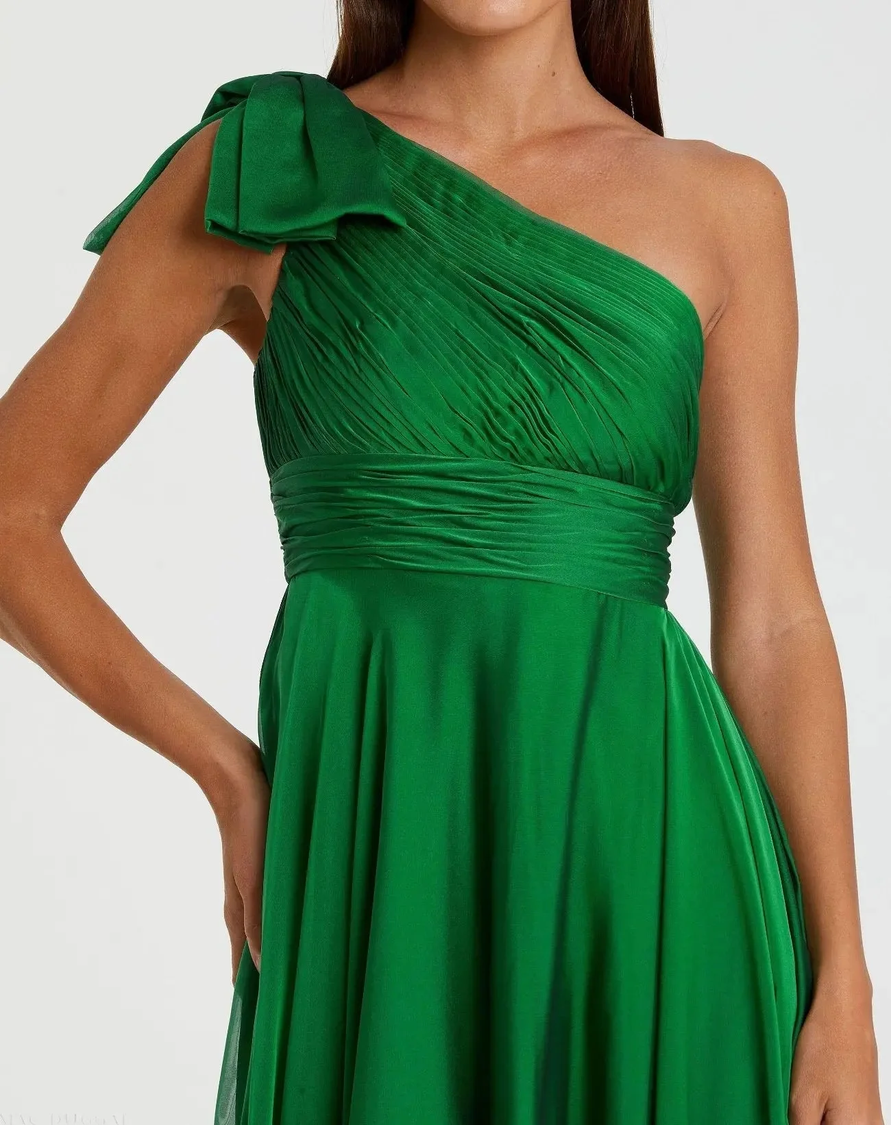 Green Pleated One Shoulder Chiffon Gown
