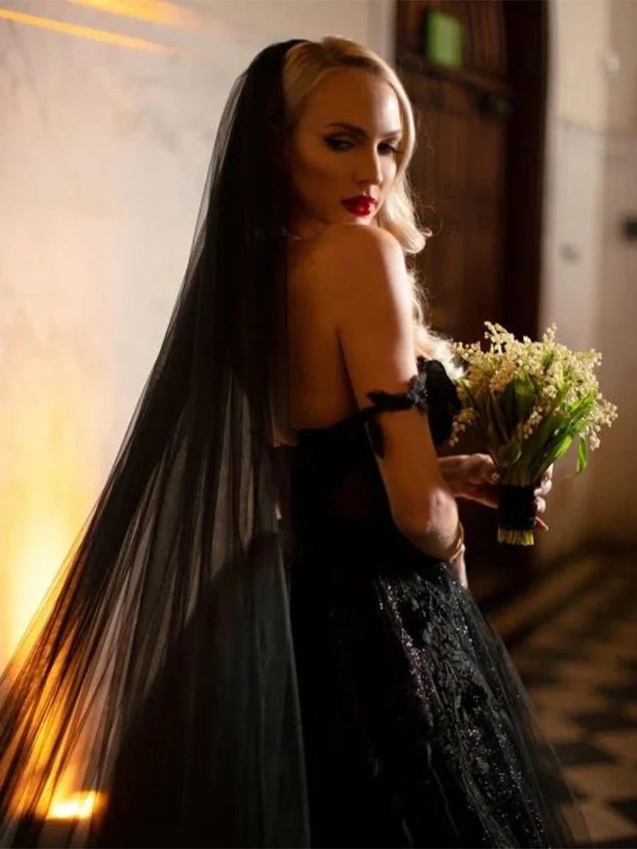 A-Line Black Gothic Wedding Dresses with Sequin Lace Appliques