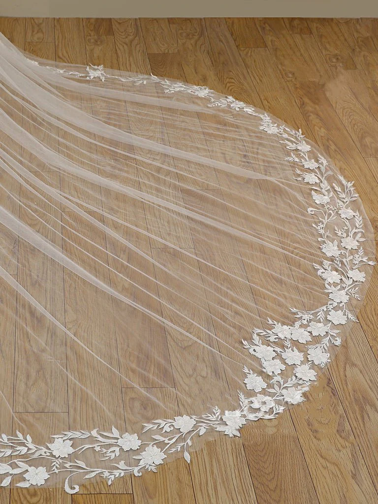 Stunning Flower Lace Cathedral Veil Bridal Veil Wedding Veil