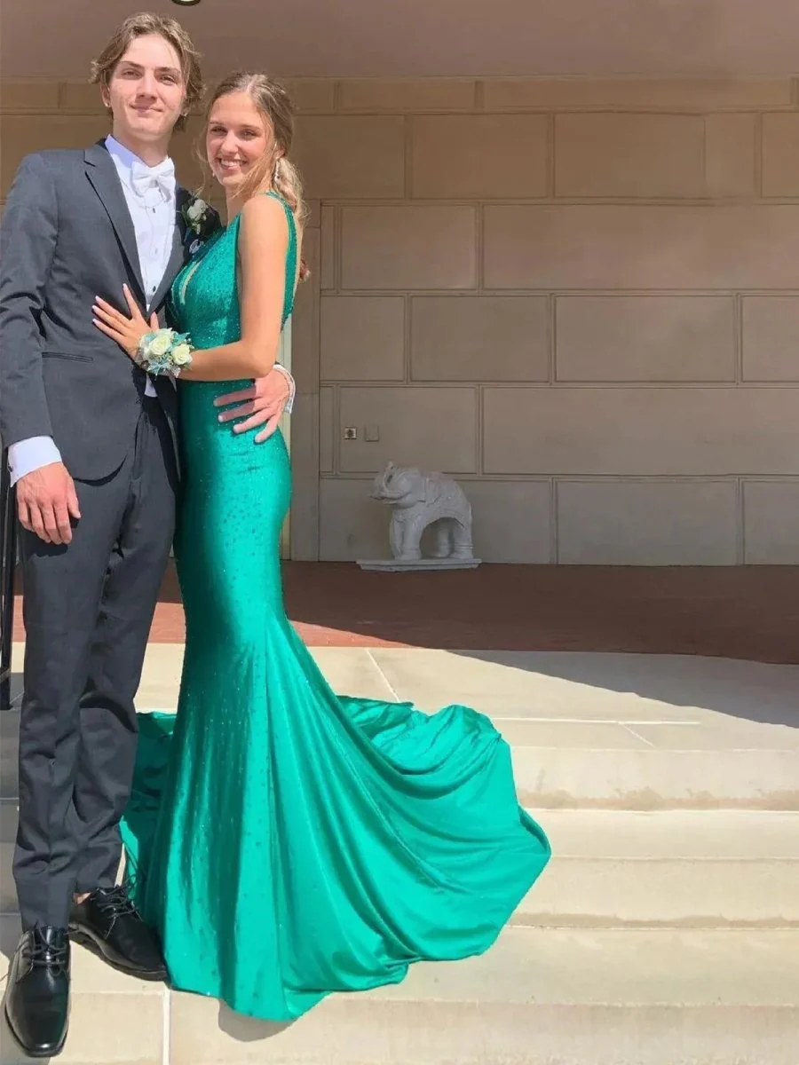 Mermaid Deep V-Neck Beaded Satin Long Prom Dress