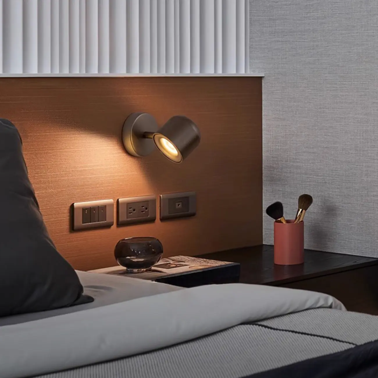 Simple 1-Light Nickel Adjustable Wall Sconce