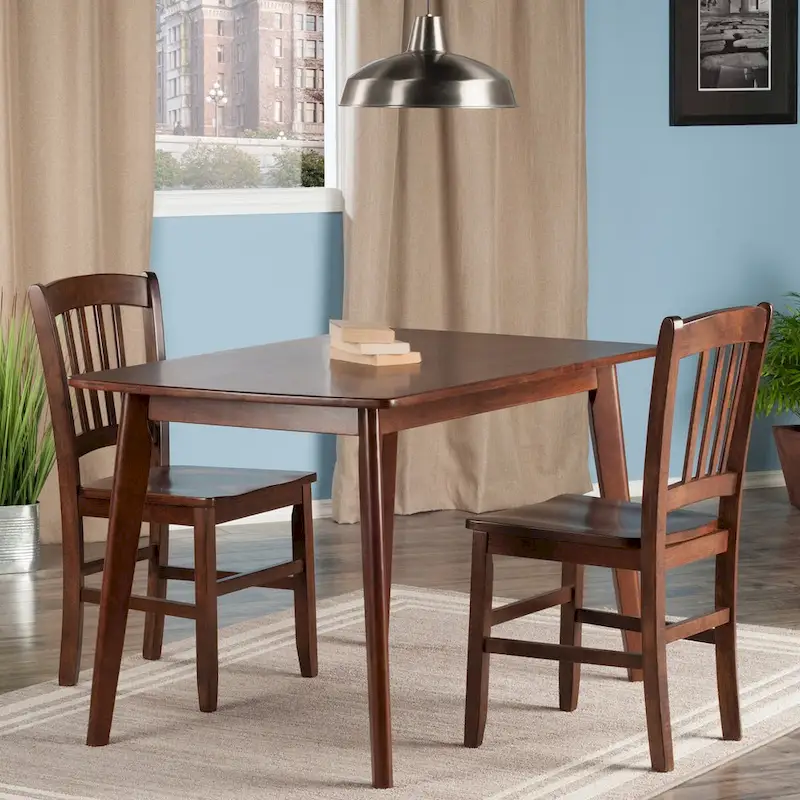 Shaye Dining Table with Slat-back Chairs
