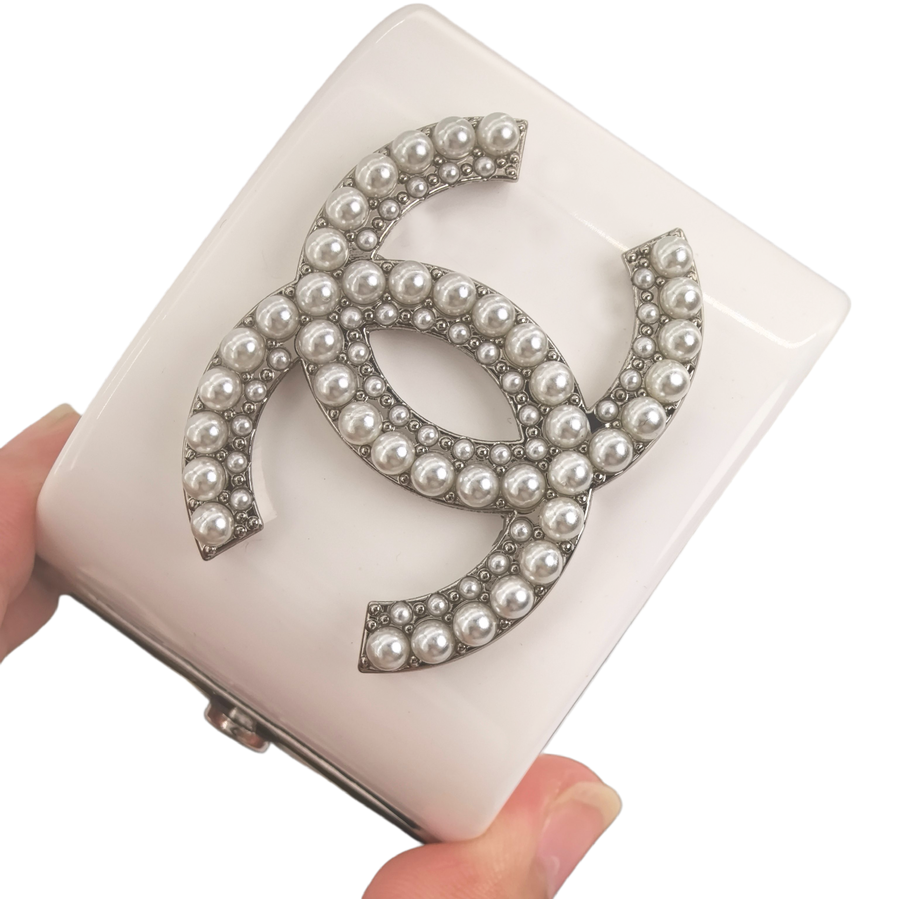 CCS068 Chanel large acrylic cuff bracelet - ccjewelryacc