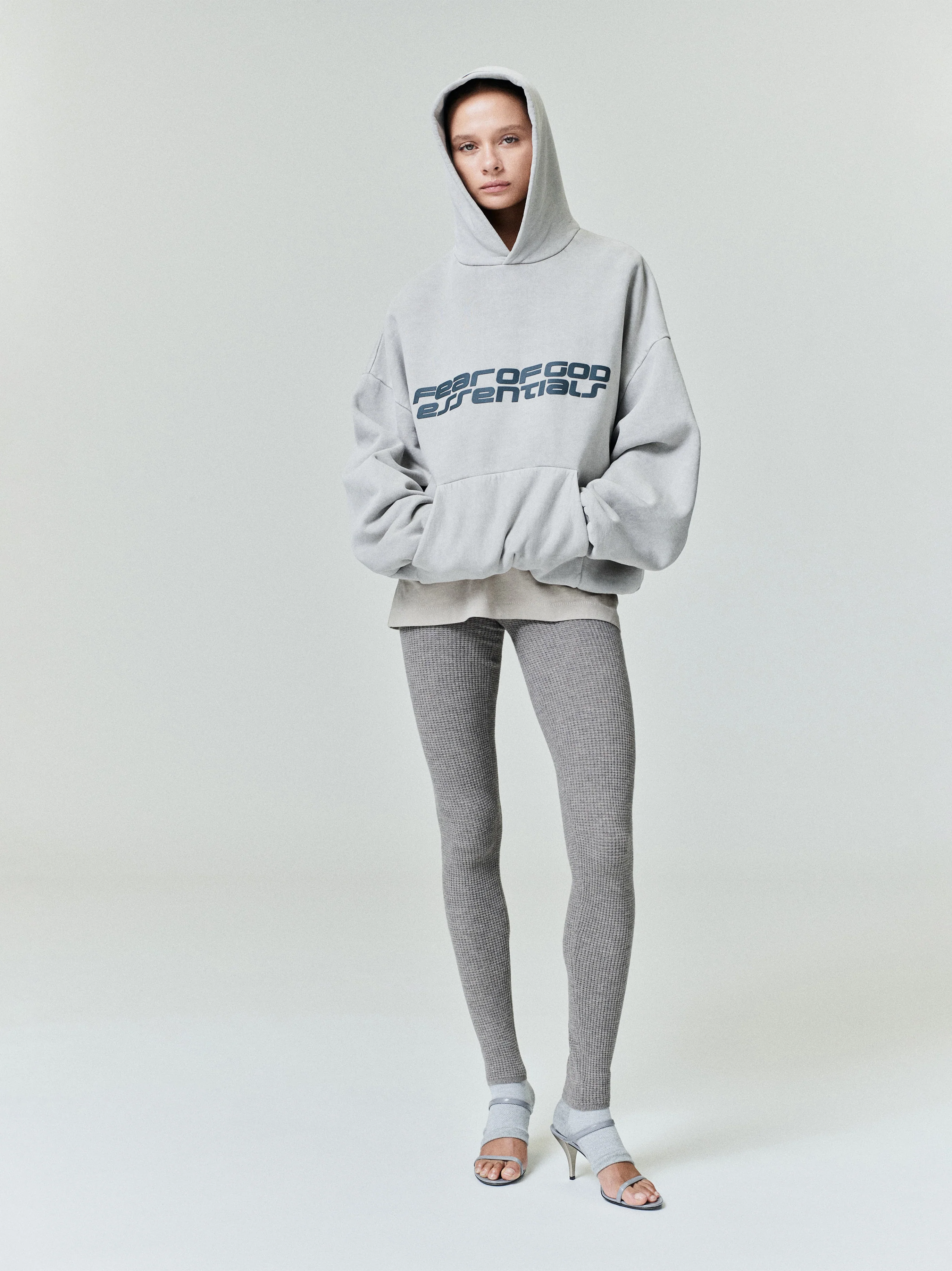 Heavy Fleece 90s Hoodie