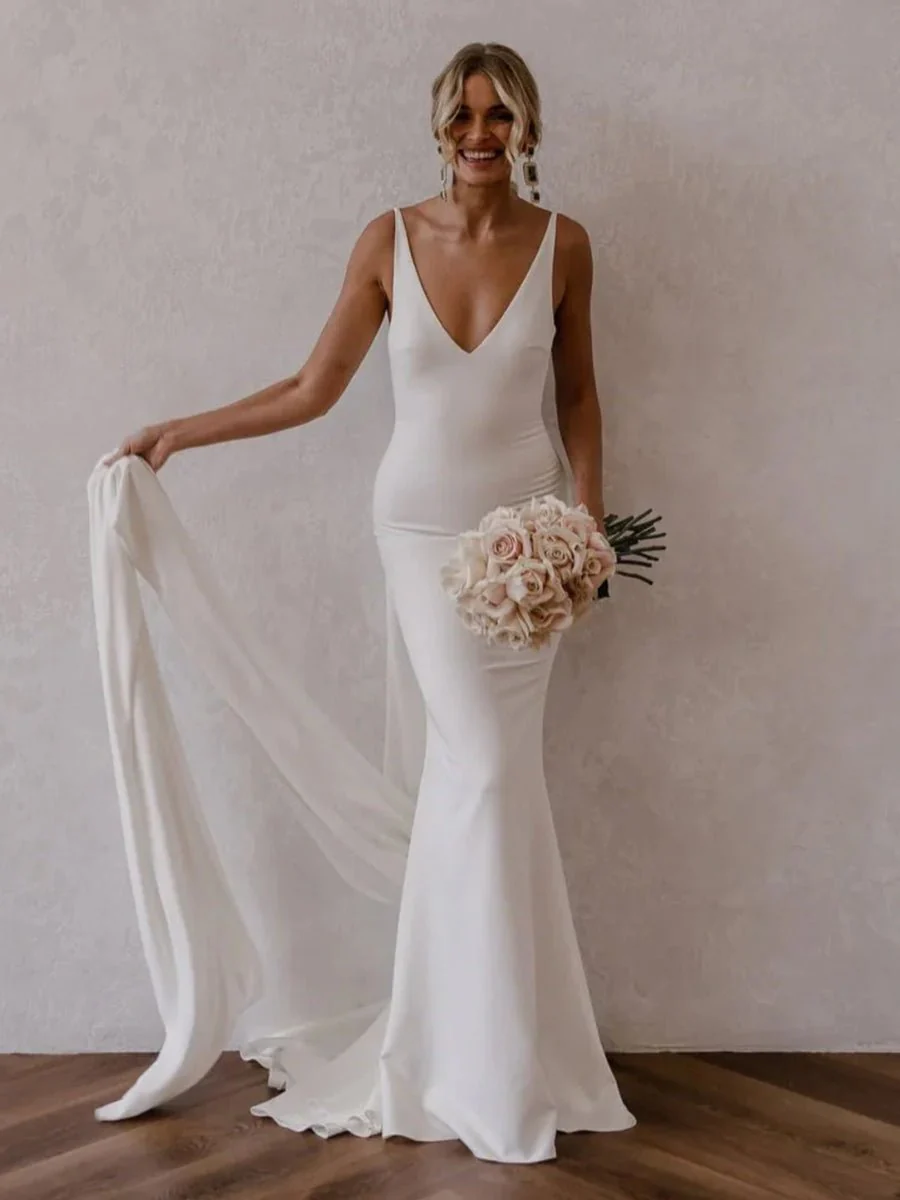 Mermaid Deep V-Neck Backless White Wedding Dress