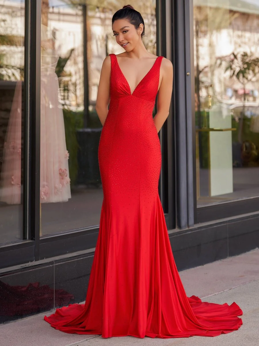 Mermaid Deep V-Neck Beaded Satin Long Prom Dress