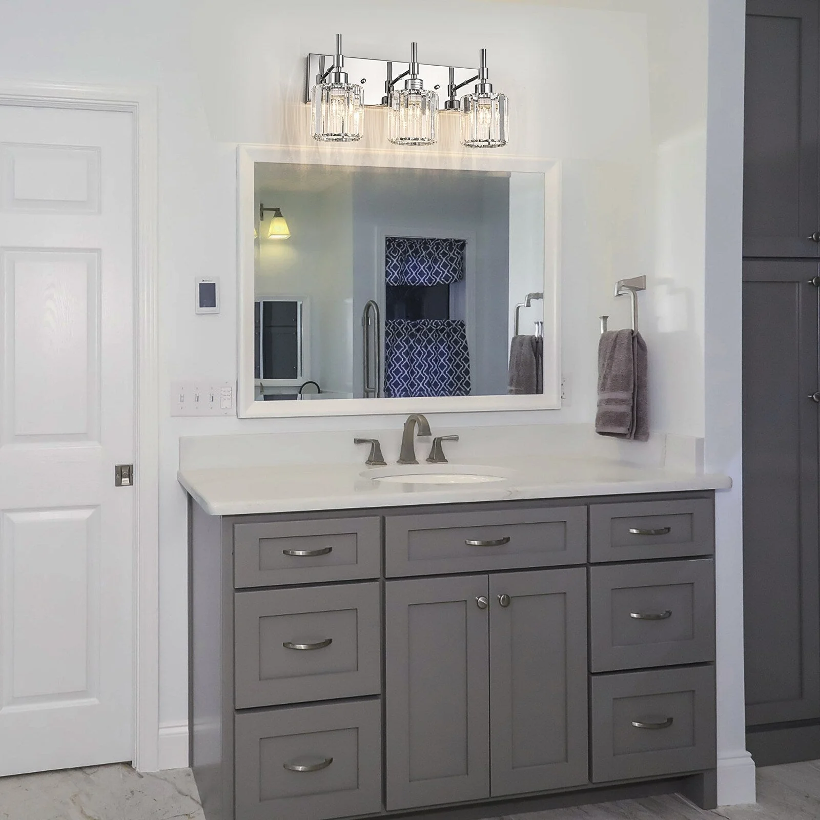 Modern Dimmable Crystal Bathroom Vanity Light Wall Sconces with Crystal Shades