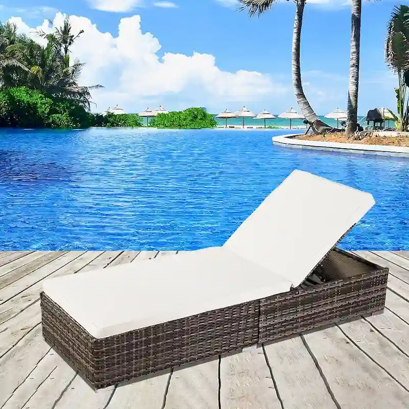 Outdoor Leisure Rattan Pool Bed