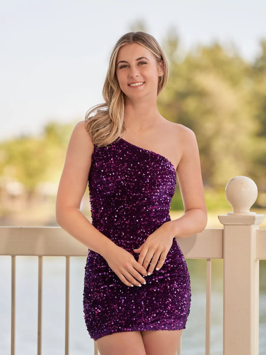 Tight Sequins Black One Shoulder Homecoming Dress