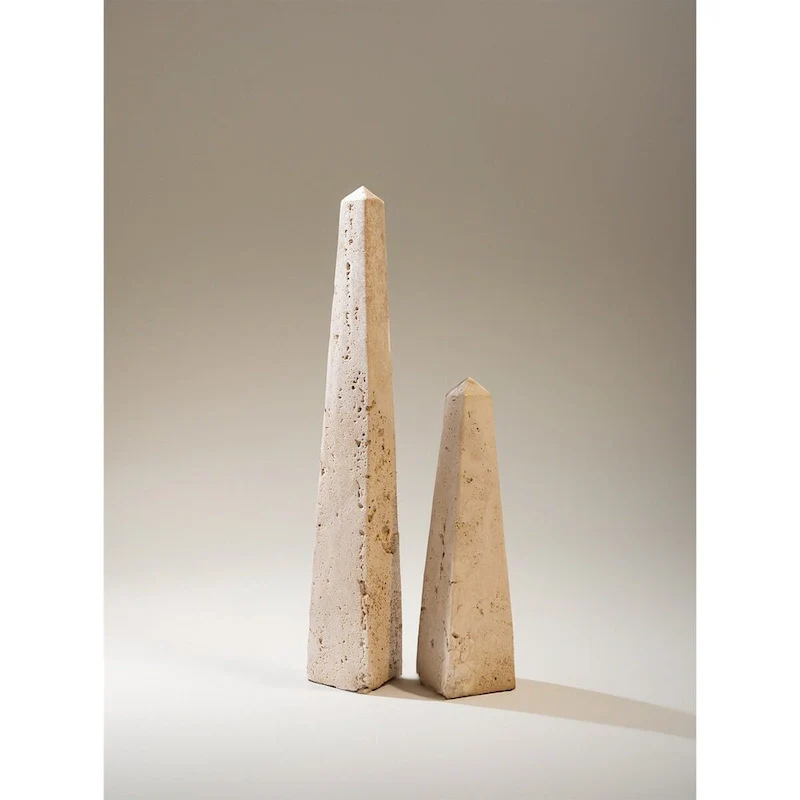 Travertine Obelisk Sm. - Beige - Beige