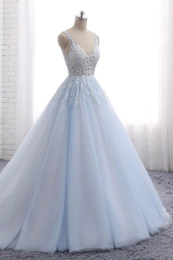 Quinceanera Dress Ball Gown Chapel Train V Neck Appliques Prom Dresses
