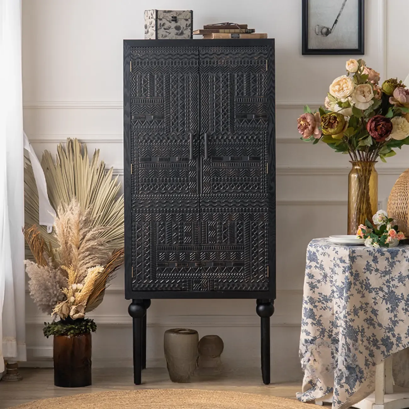 Artistic Pattern Wood Black Cabinet Sideboard in 3-Shelf