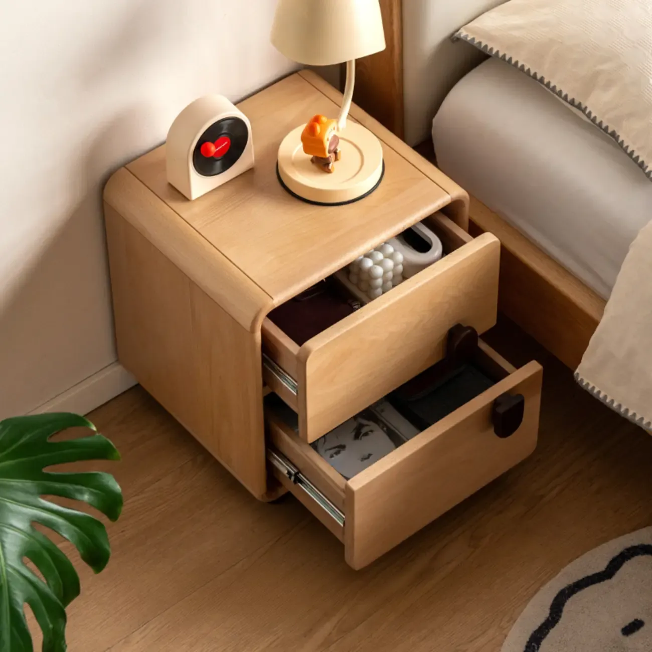 Cubic Modern 2-Drawer Wood Small Nightstand