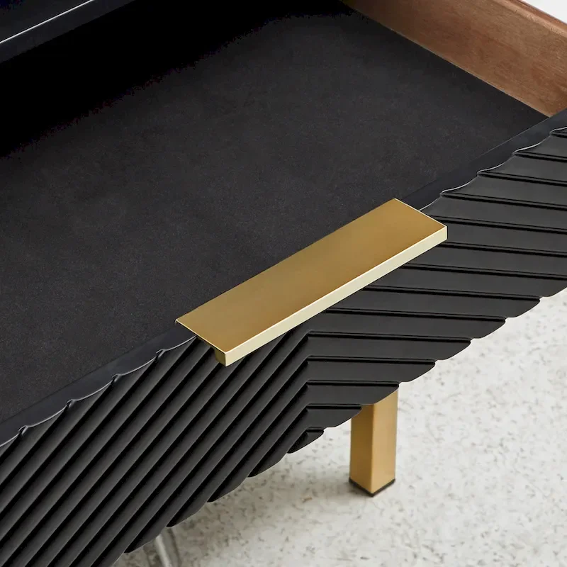 Elea Carved Chevron Bedroom Set by iNSPIRE Q Bold