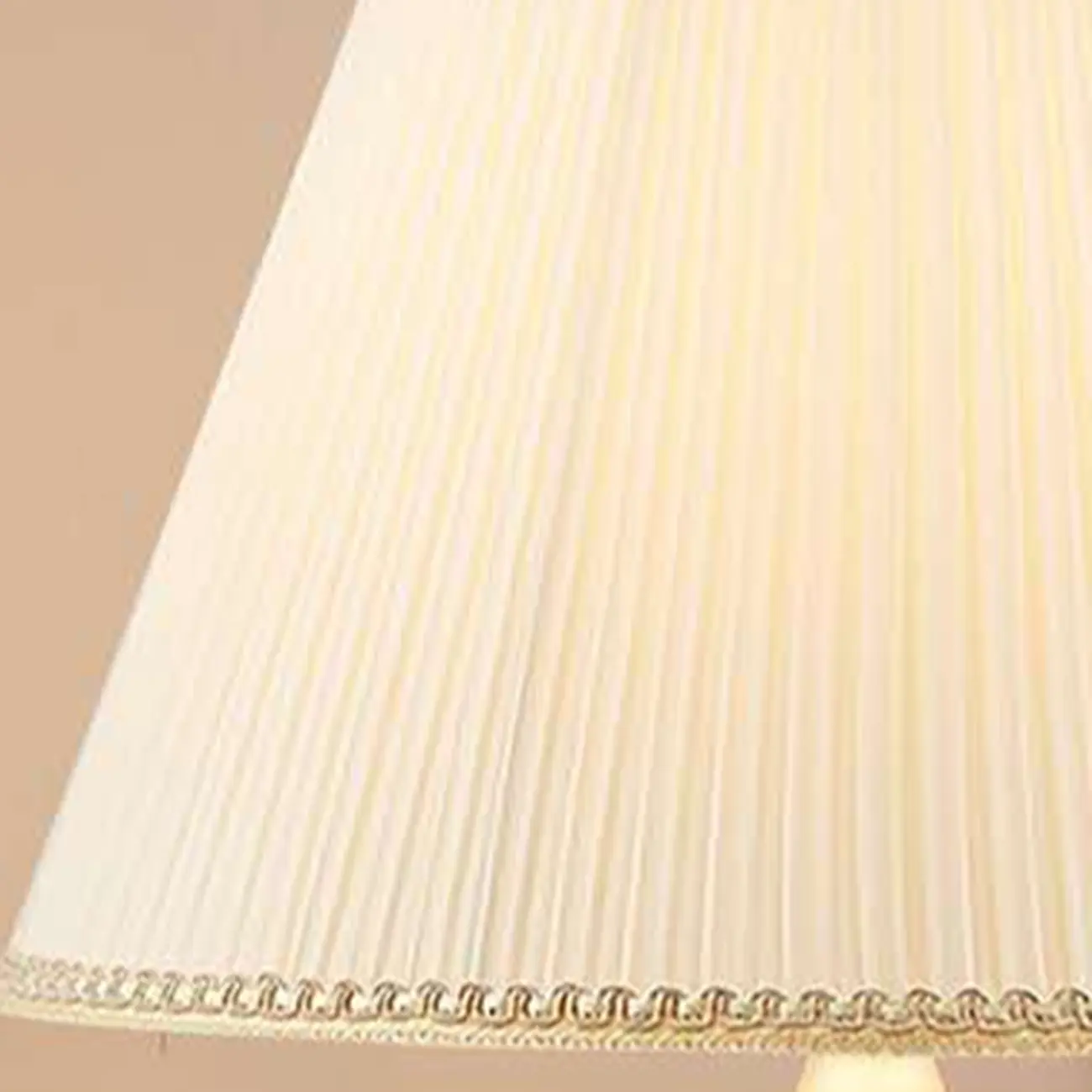 White Ceramic Ceramic Carved Table Lamp with Fabric Lampshade