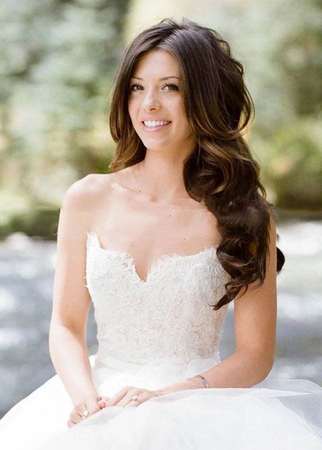 Simple Sleeveless Sweetheart Lace Backless Princess Wedding Dresses with Belt