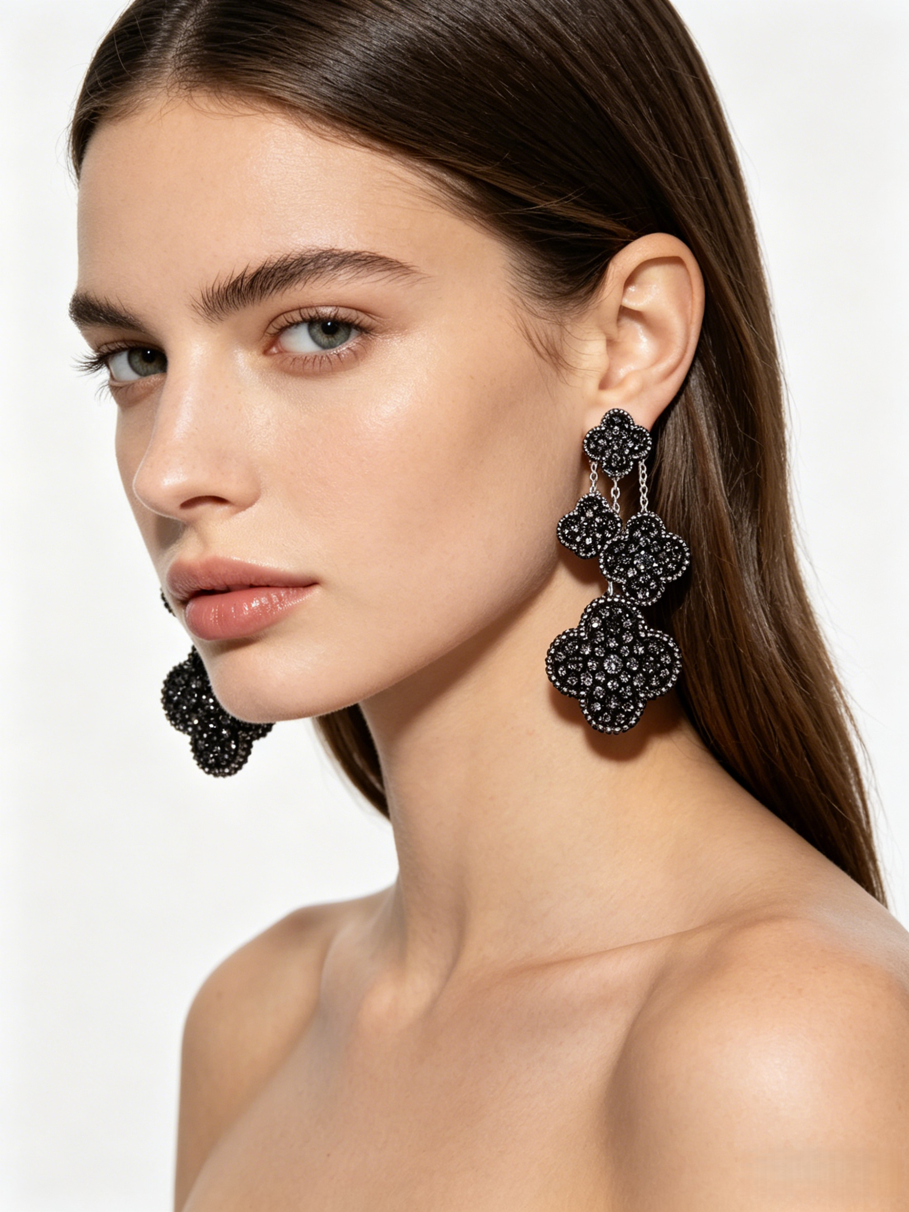 VCE043 Black VCA Vintage Magic Alhambra stud earring 3 motifs - ccjewelryacc