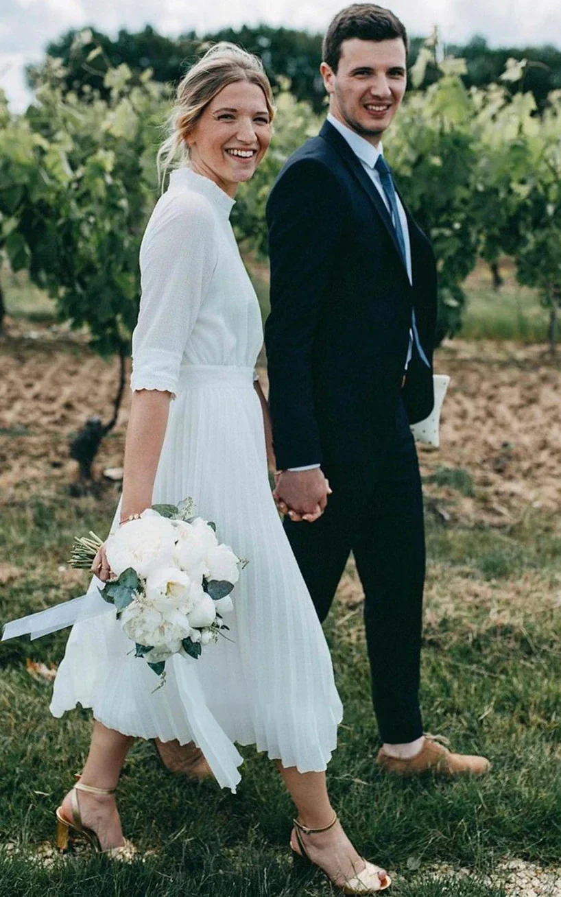 Vintage Modest Long Sleeve Wedding Dress with Pleats Simple Tea-length A-Line High Neck