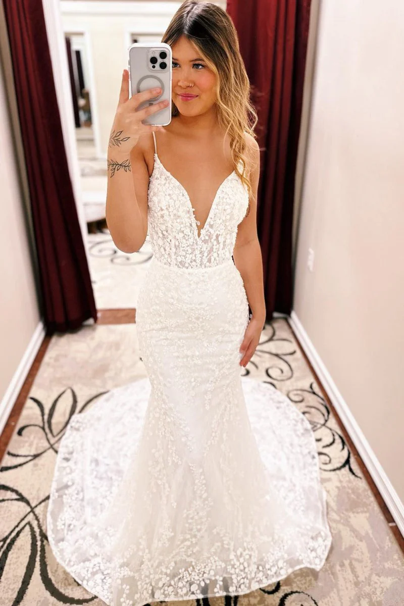 Ivory Spaghetti Straps Lace Mermaid Wedding Dress with Train