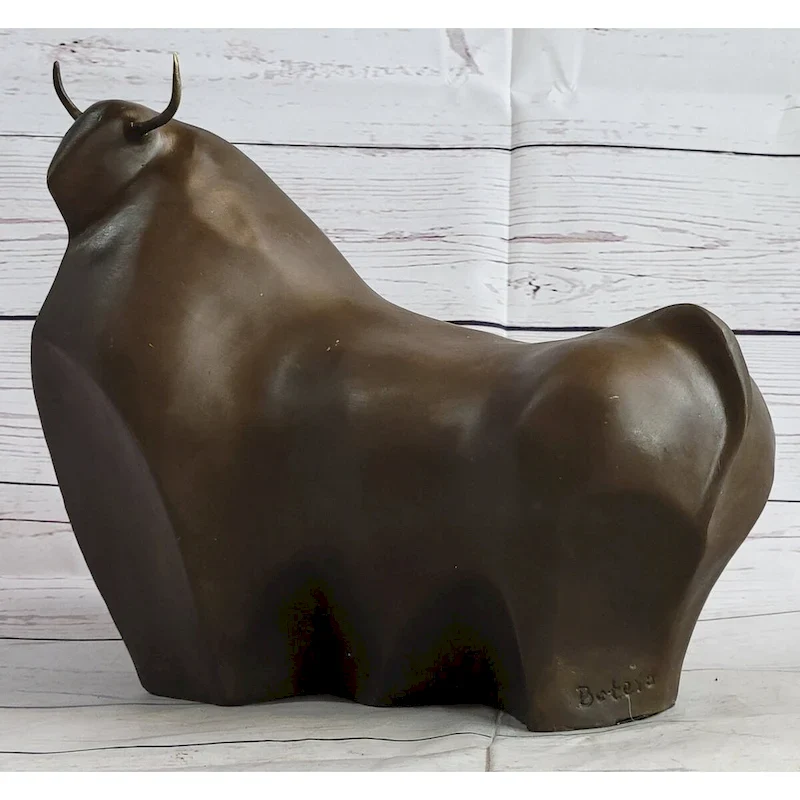 Modern Art Abstract Imitative Bull Bronze Figurine Botero Statue Sculpture Figurine Figure
