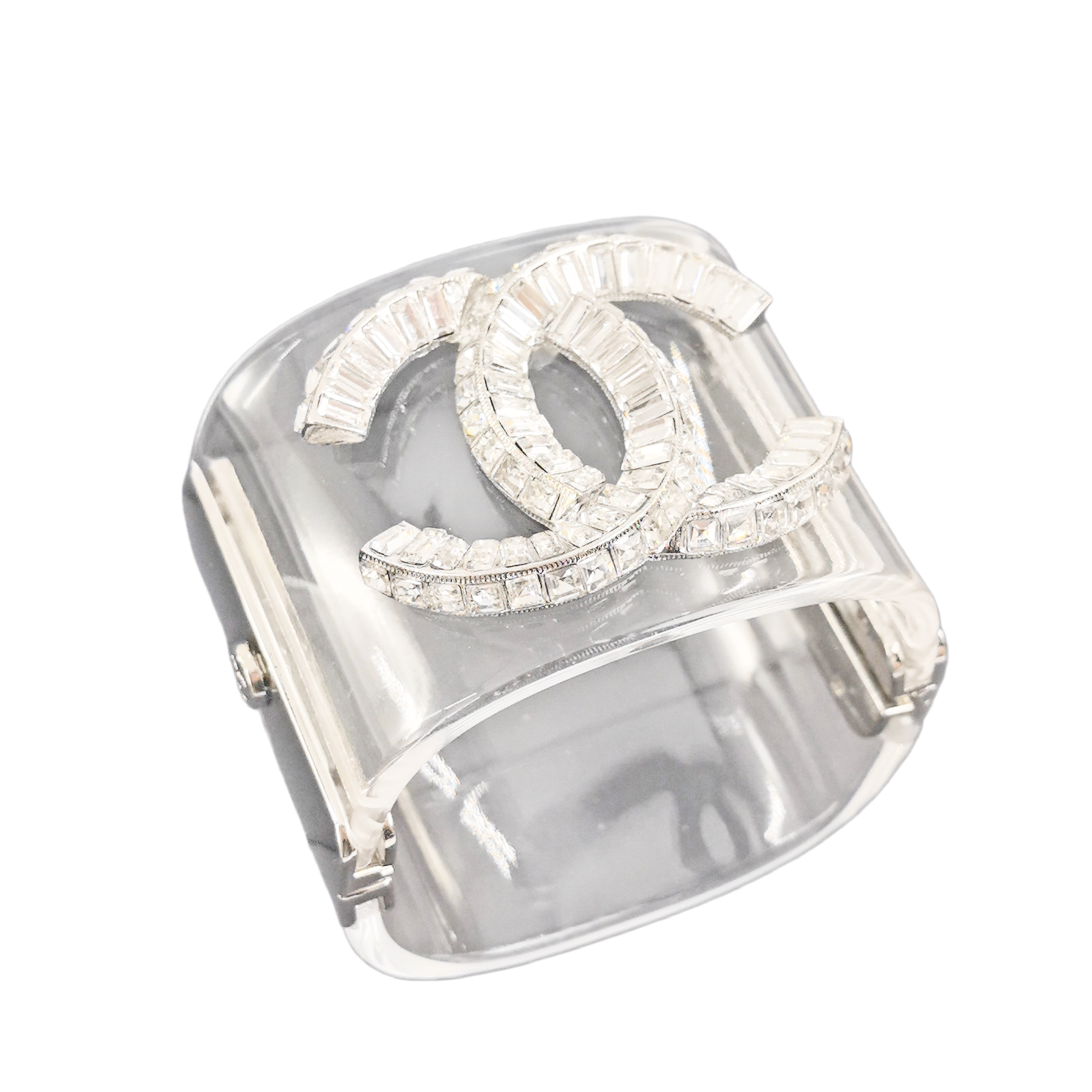 CCS092 Chanel large Acrylic cuff bracelet - ccjewelryacc