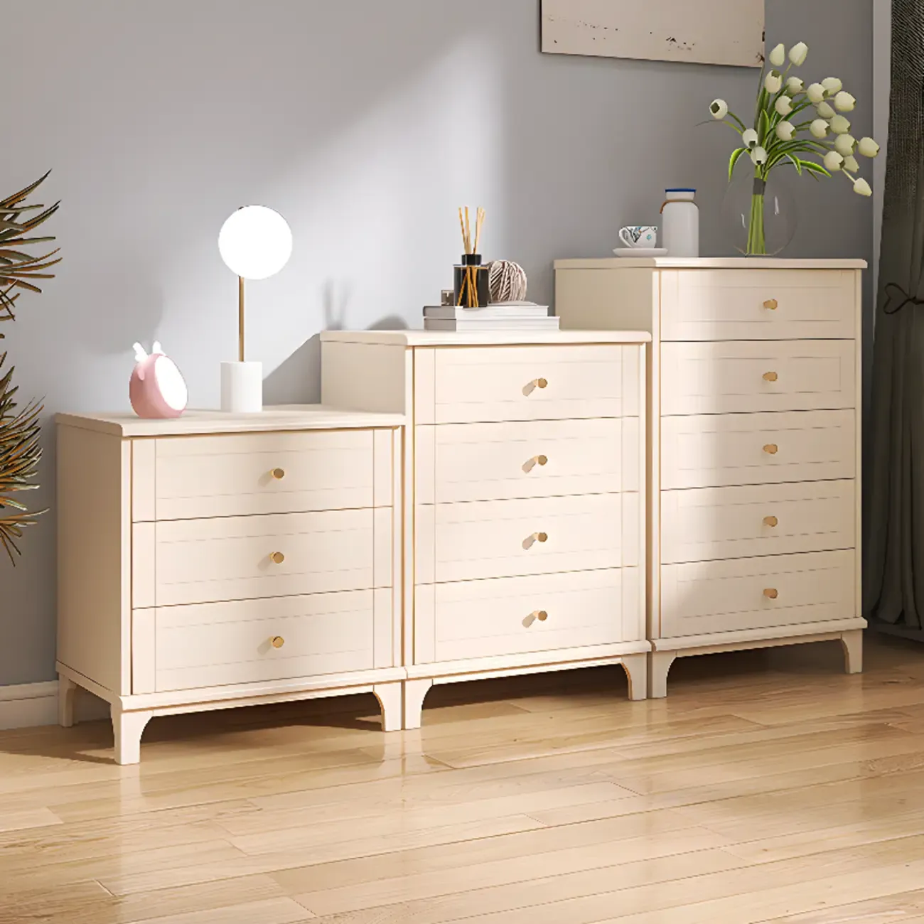 Modern Off-White Wooden Dressers with 5-Drawers for Bedroom