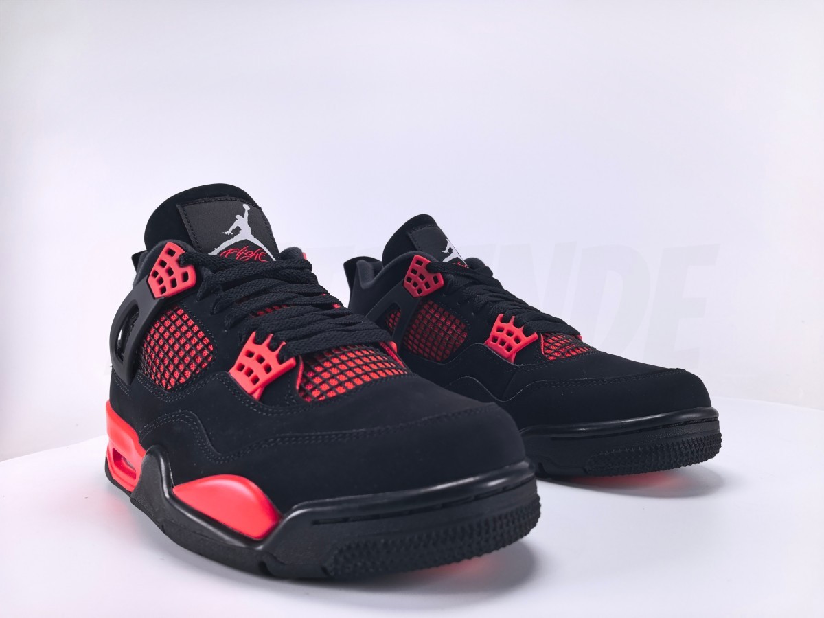 Jordan 4 Retro Red Thunder - Aktrende