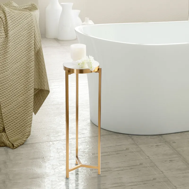 Kate and Laurel Aguilar Glam Drink Table - 9x9x23