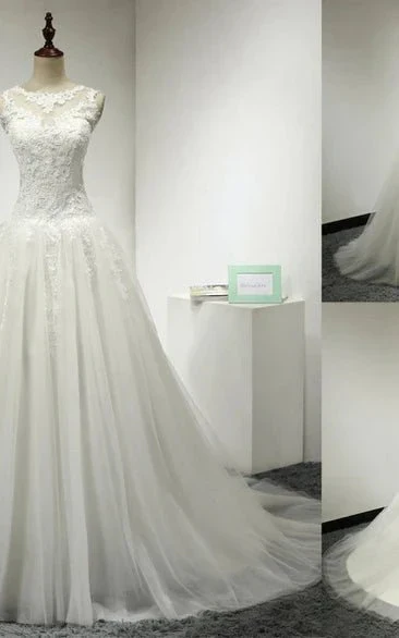 A-Line Tulle Bridal Gown Weddig Dress With Lace Bodice and Dropped Waist
