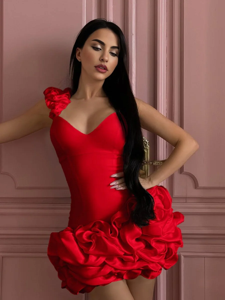 Red - Sheath Spandex Ruched V Neck Homecoming Dresses with Ruffles