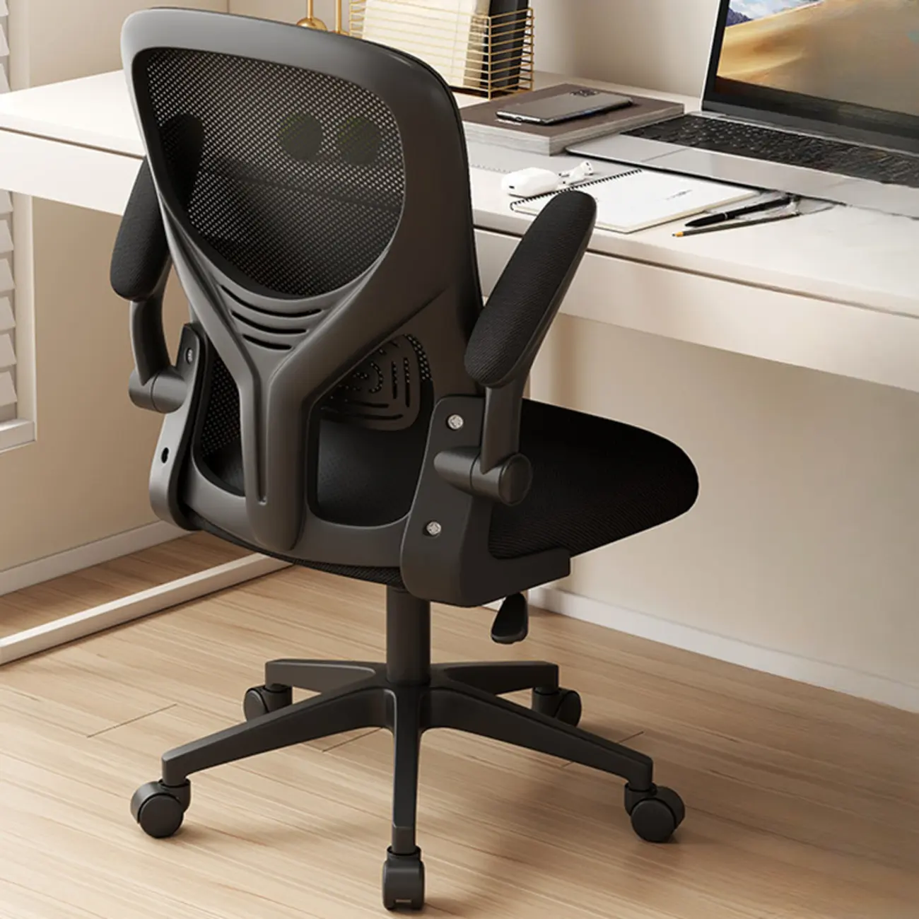 Ergonomic Black White Mesh Adjustable Office Chair