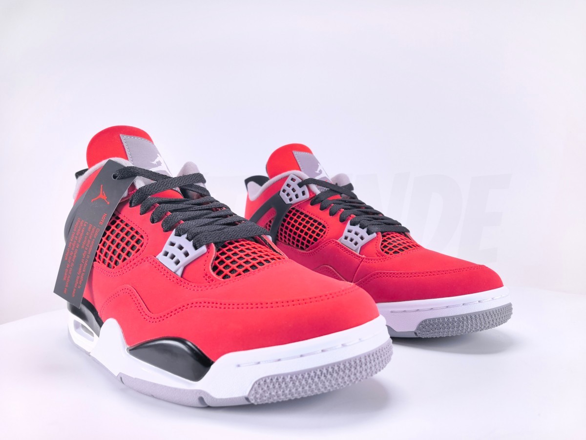 Air Jordan 4 Retro Red Thunder - Aktrende