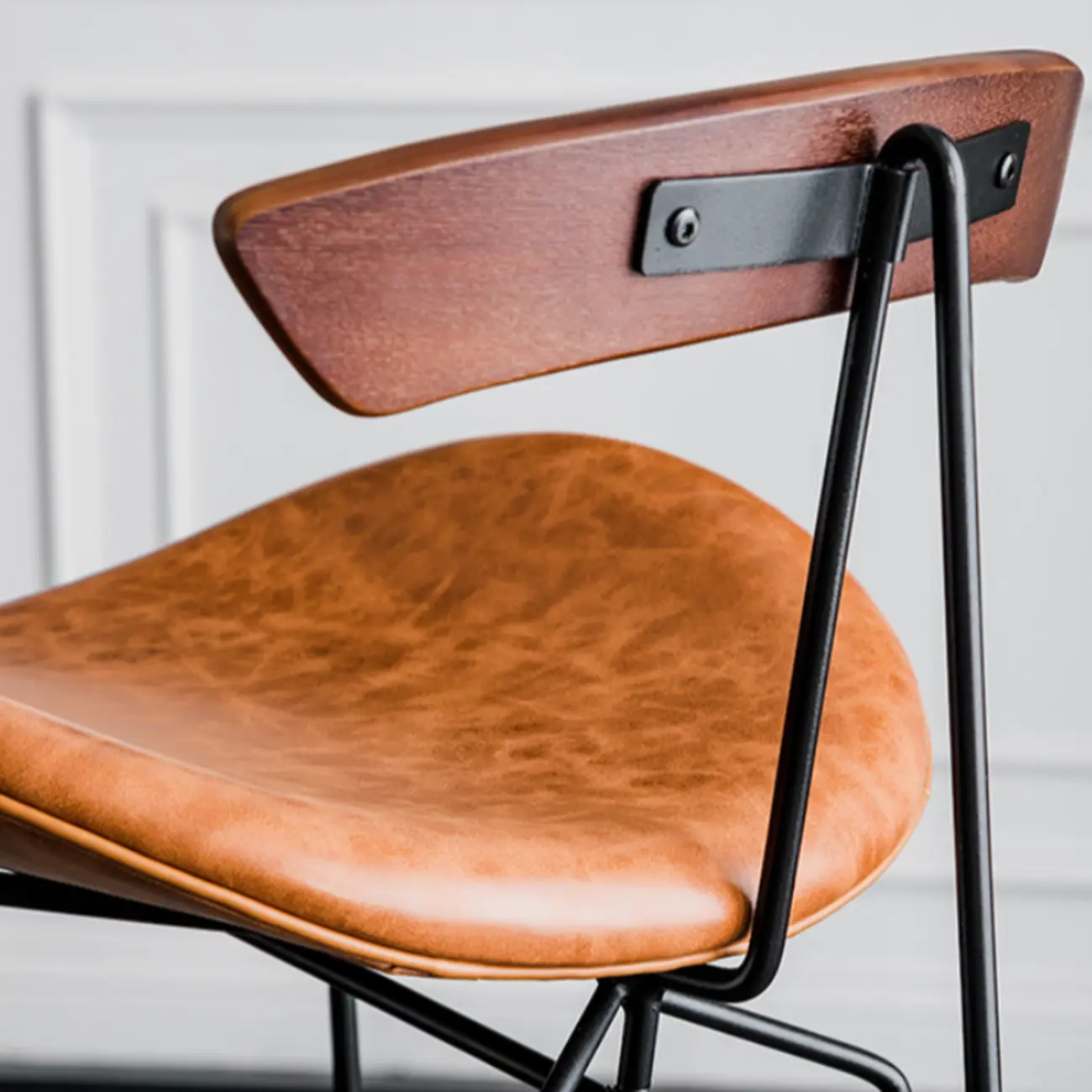 Modern Saddle Genuine Leather Low Back Bar Stool