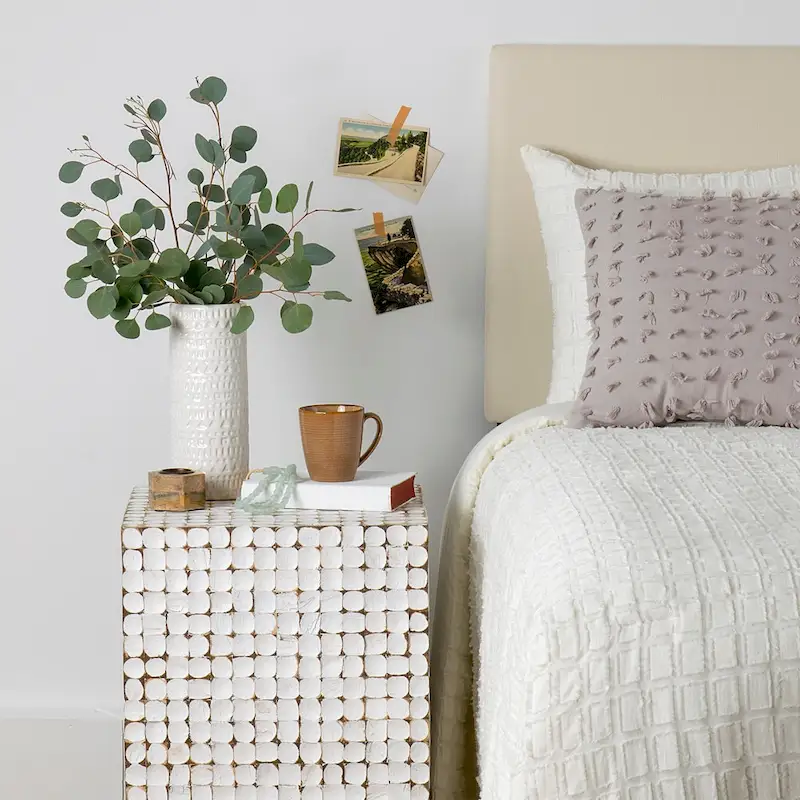 White Coconut Shell Cube Accent Table