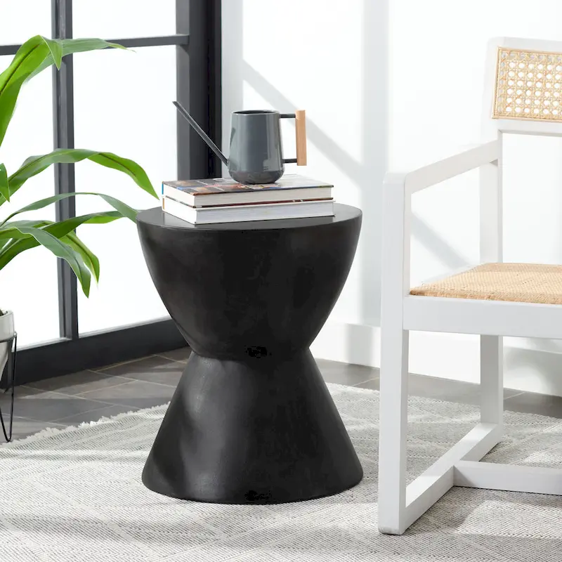 SAFAVIEH Elektra Indoor/ Outdoor Modern Black Concrete Round Accent Table - 14.9 W x 14.9 L x 17.7 H - 15Wx15Dx18H