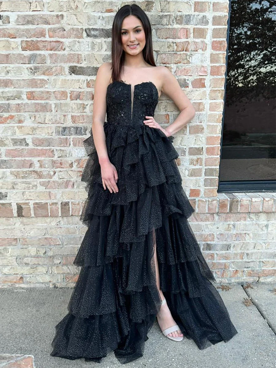 Black Strapless A Line Tulle Prom Dress With Appliques
