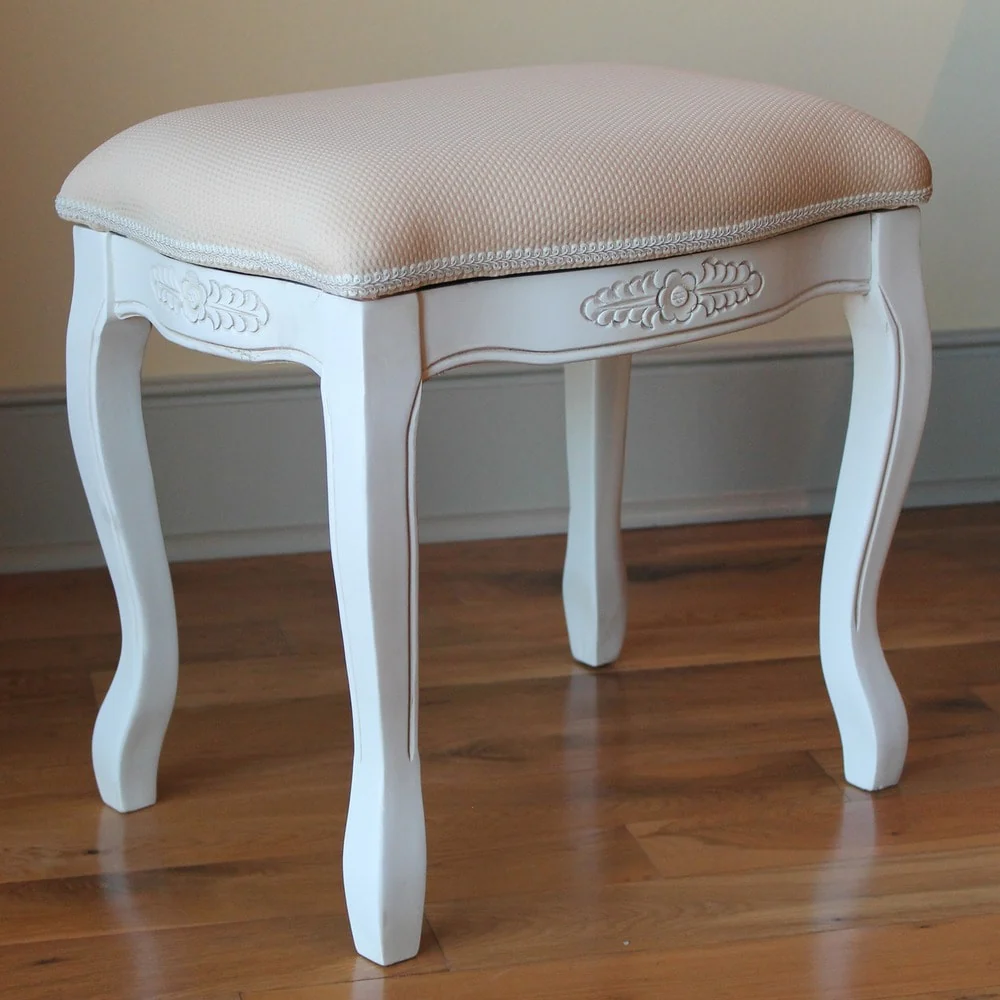 Windsor Carved Wood Vanity Stool