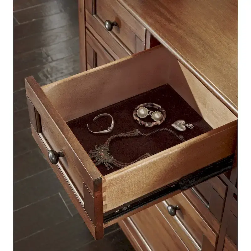 Simply Solid Aiden Solid Wood 7-piece Queen Bedroom Collection