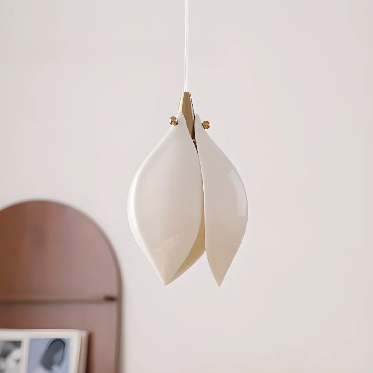 Elegant Ceramic Bud Shape LED Pendant Lamp