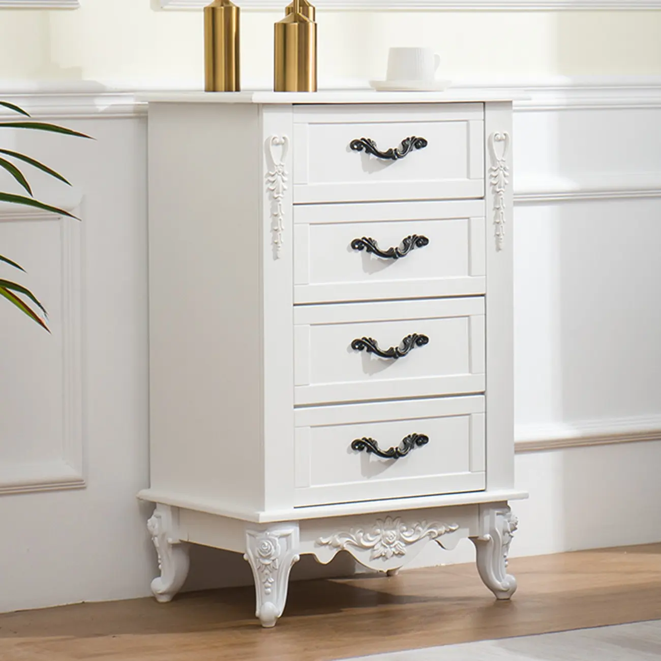 Traditional Wooden Bachelor Chest with 5-Drawers
