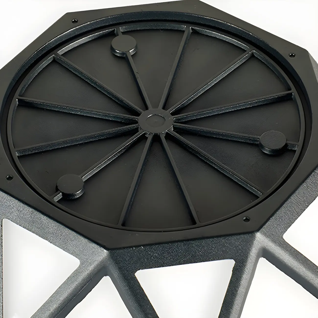 Black Metal Diamond-Design Post Cap Light