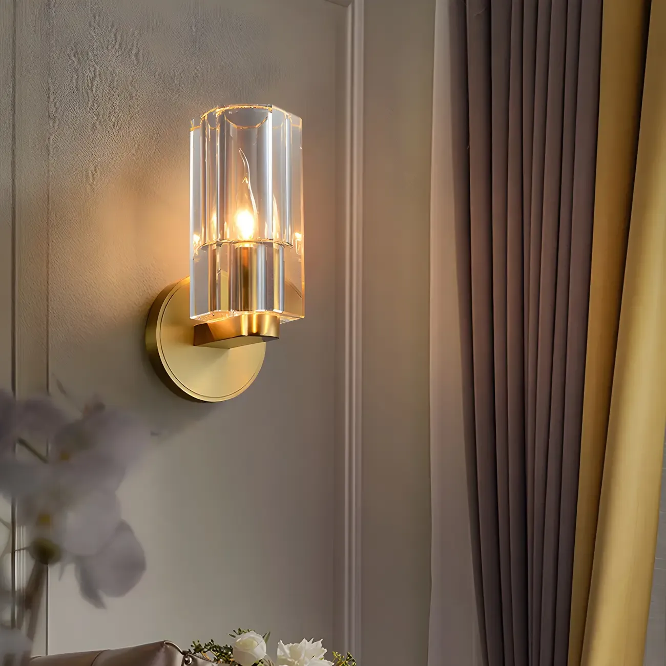 Mini Modern Elegant Gold Up Crystal Cylinder Vanity Light