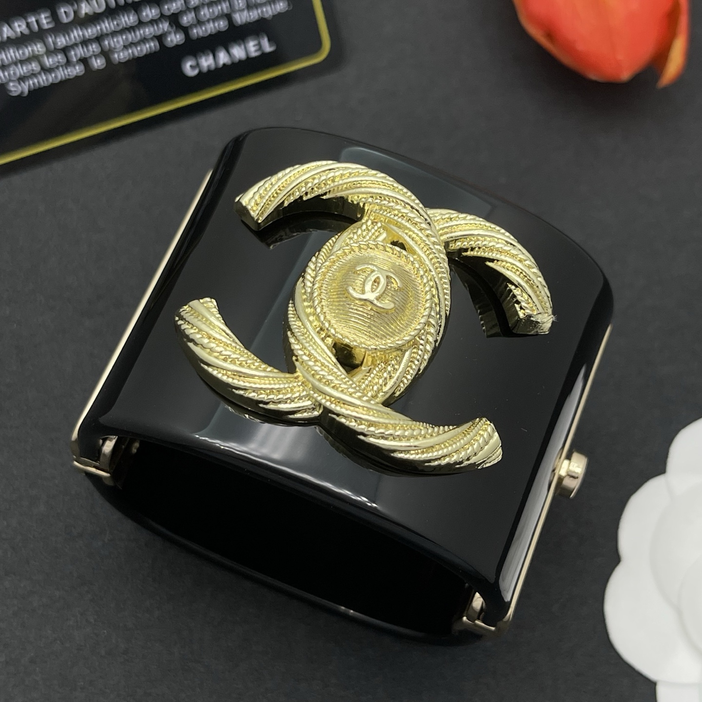 CCS159 Chanel Large acrylic bracelet - ccjewelryacc