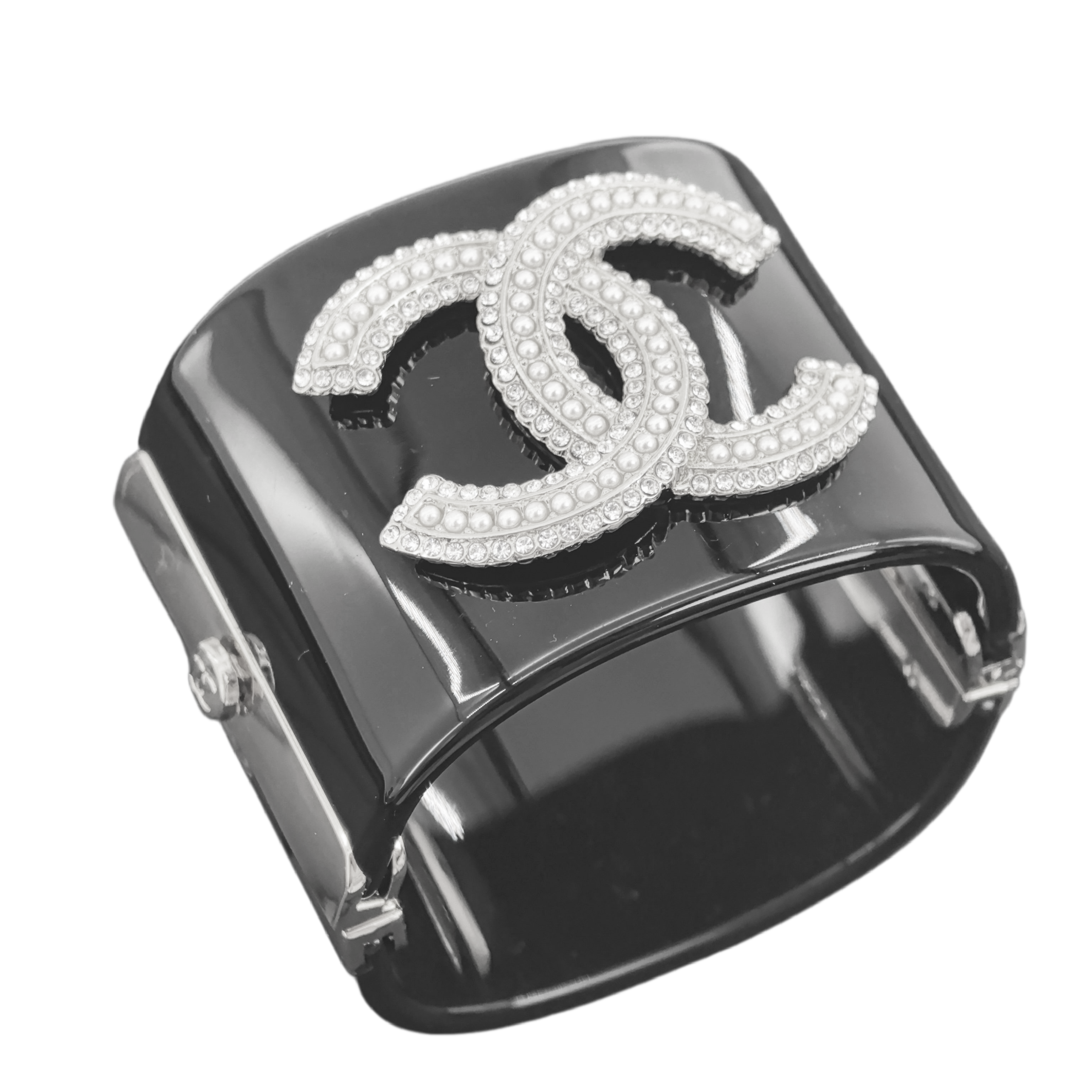 CCS065 CC acrylic cuff bracelet - ccjewelryacc