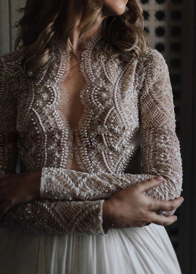 Luxurious Lace Beading Long Sleeves A-Line Pleated Tulle Wedding Dresses