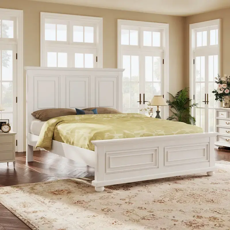 White King Traditional Pinewood Bed with Decorative Headboard & Footboard - Fits 2 People