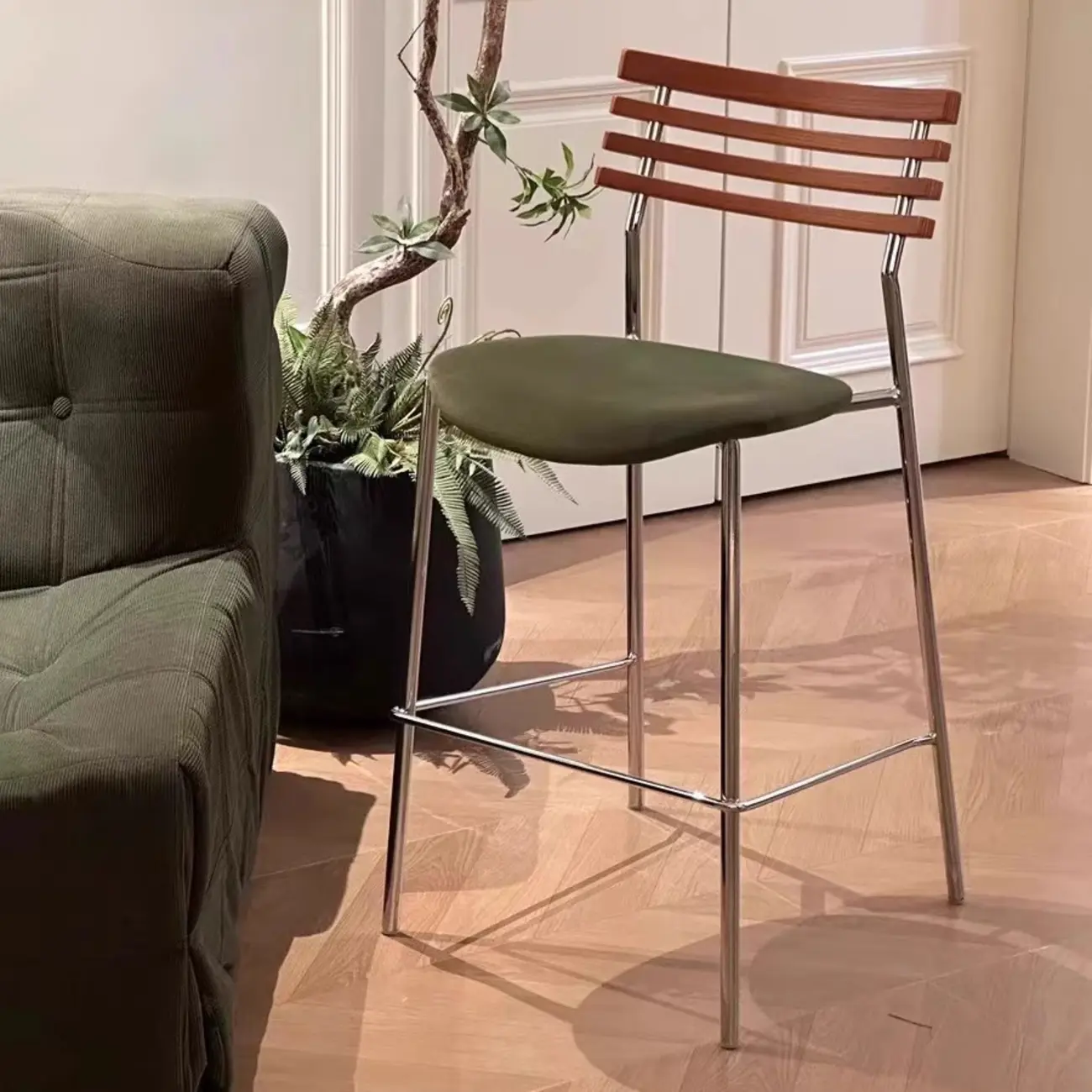 Green Leather Saddle Seat Rattan Back Counter Height Stools