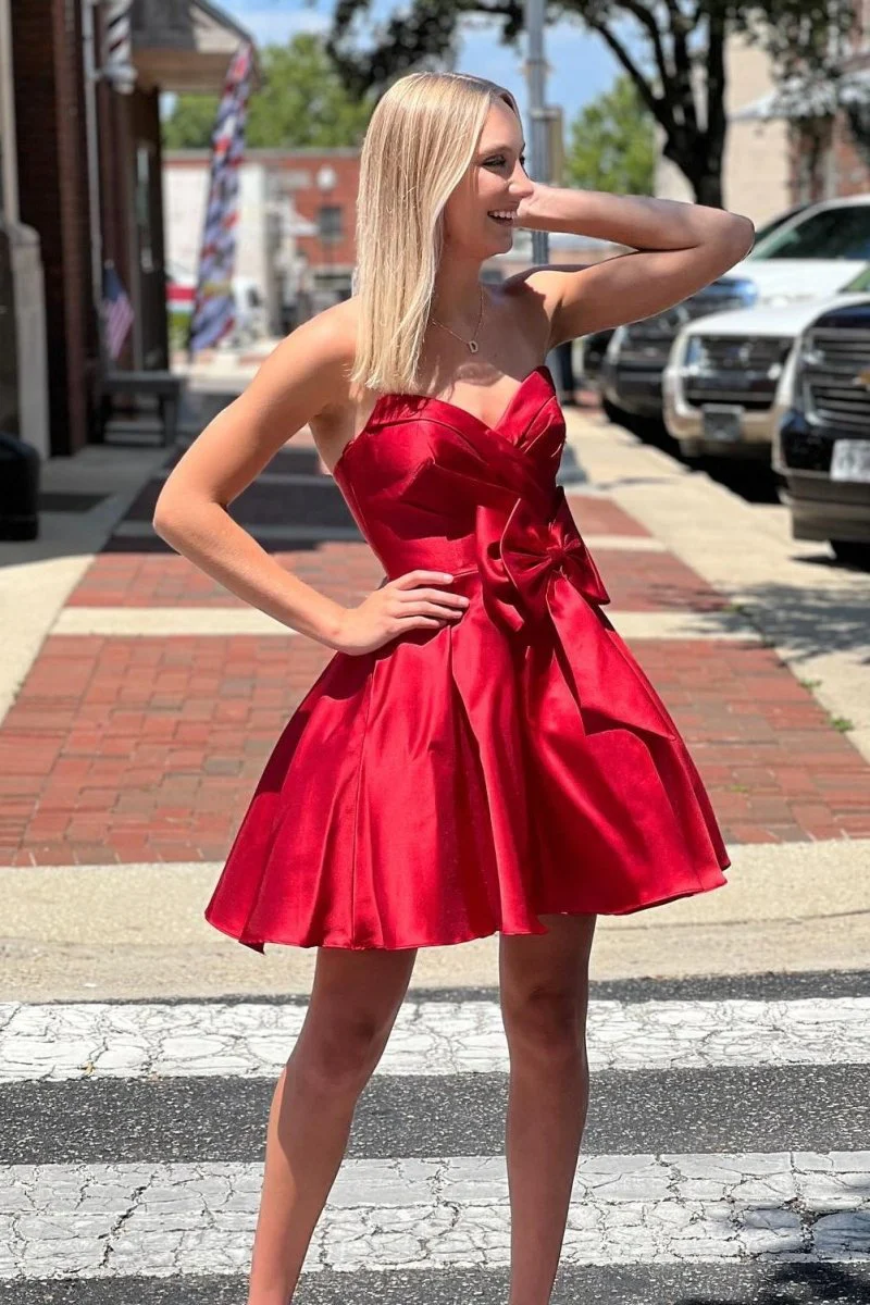 Red - A-line Sweetheart Satin Short Homecoming Dresses With Bow