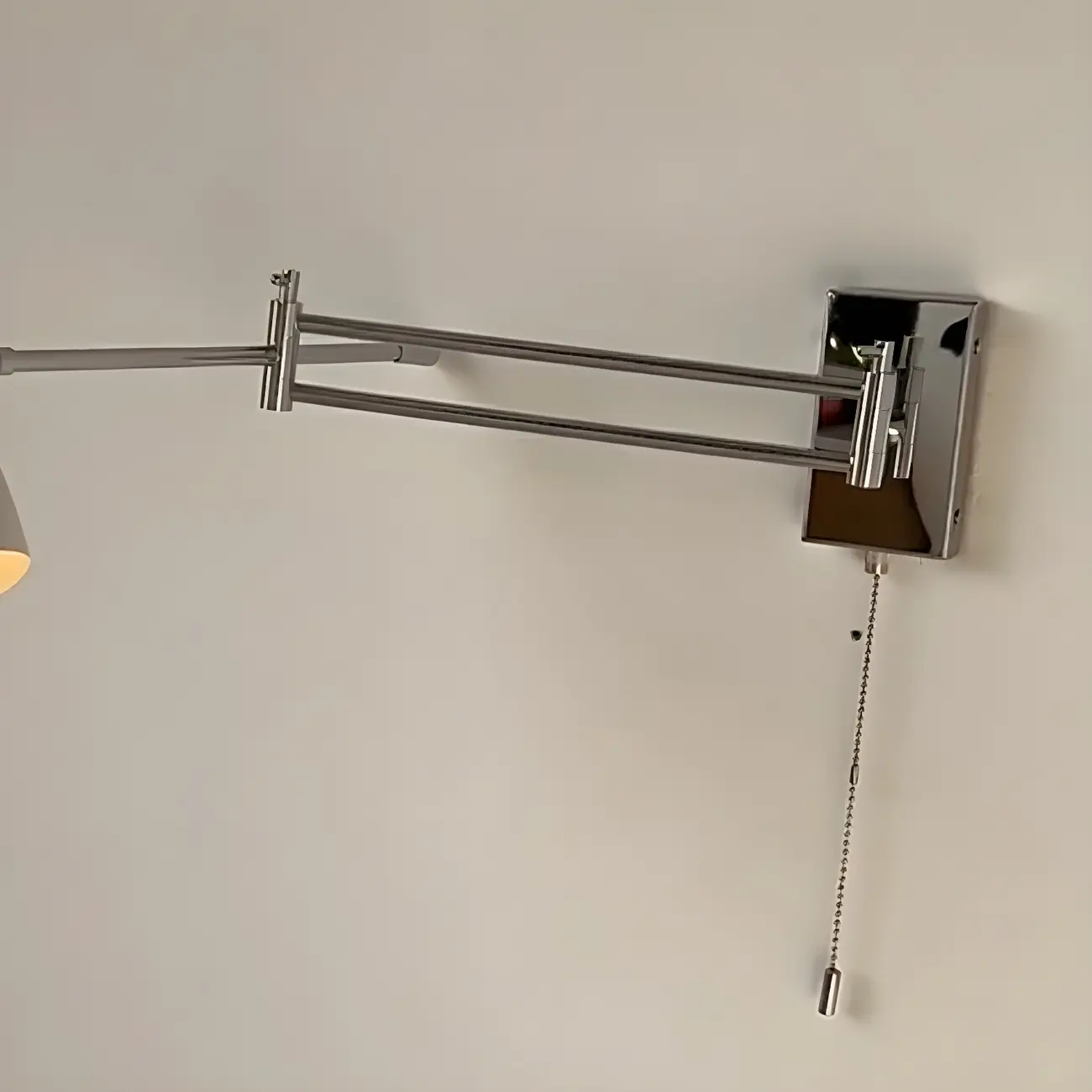 Modern Metal Clean-lined Swing Arm Wall Light